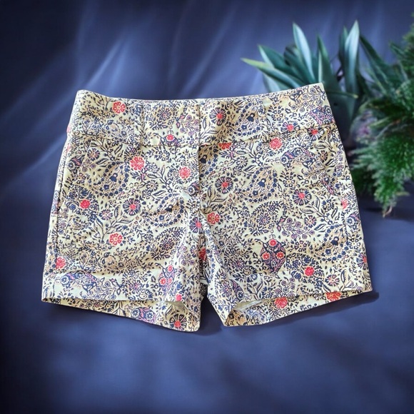Ann Taylor White Floral & Paisley Print Shorts - Picture 10 of 14